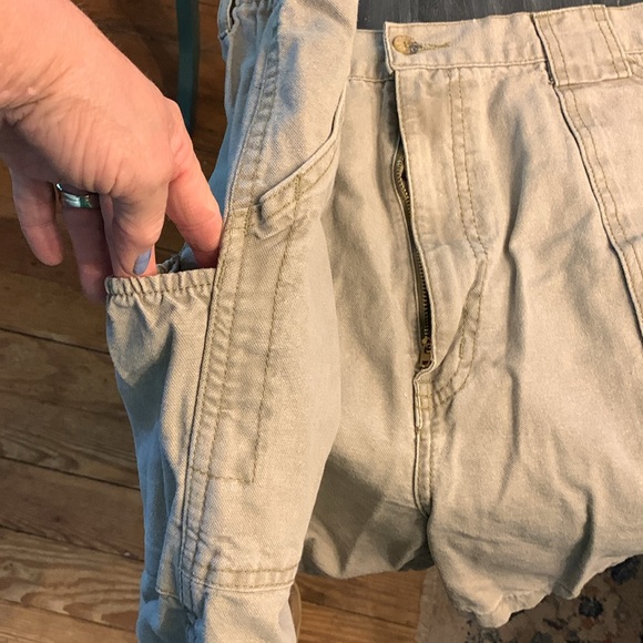 Pair of Hook and Tackle Men’s beer can shorts. Excellent condition - Picture 6 of 8